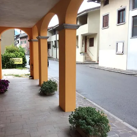 Πανσιόν Al Borgo Venzone